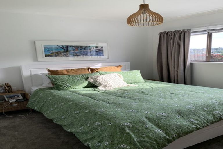 Photo of property in 14 Leveson Street, Strathmore Park, Wellington, 6022