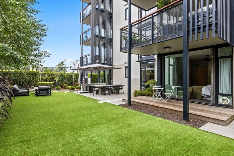 Photo of property in 1/50 Kilmore Street, Christchurch Central, Christchurch, 8013