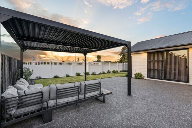 Photo of property in 147 Johns Road, Rangiora, 7400