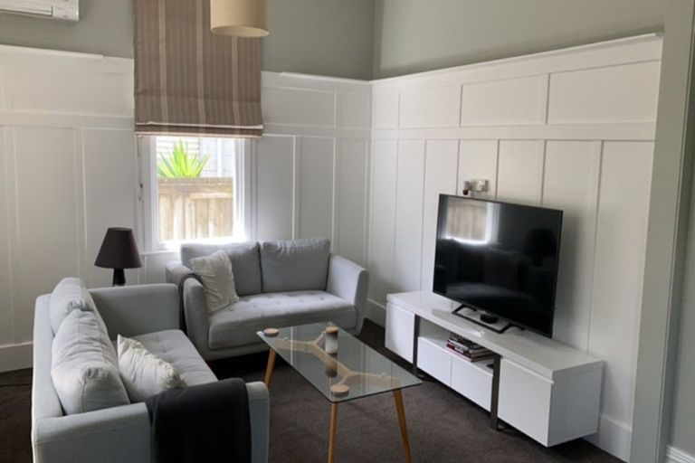 Photo of property in 21 Vienna Street, Waltham, Christchurch, 8023