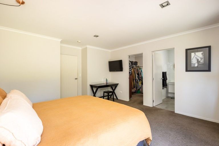 Photo of property in 104a Queens Road, Glen Avon, New Plymouth, 4312