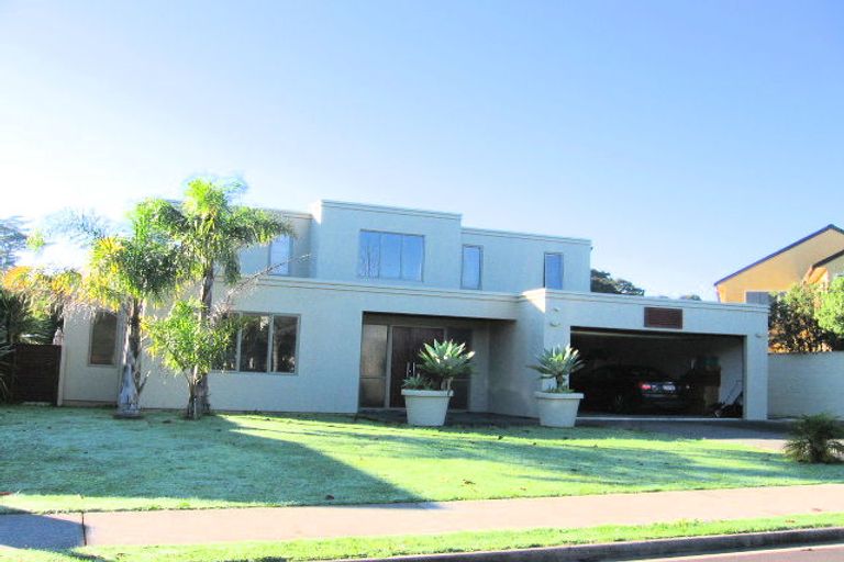 Photo of property in 72 Landing Drive, Albany, Auckland, 0632