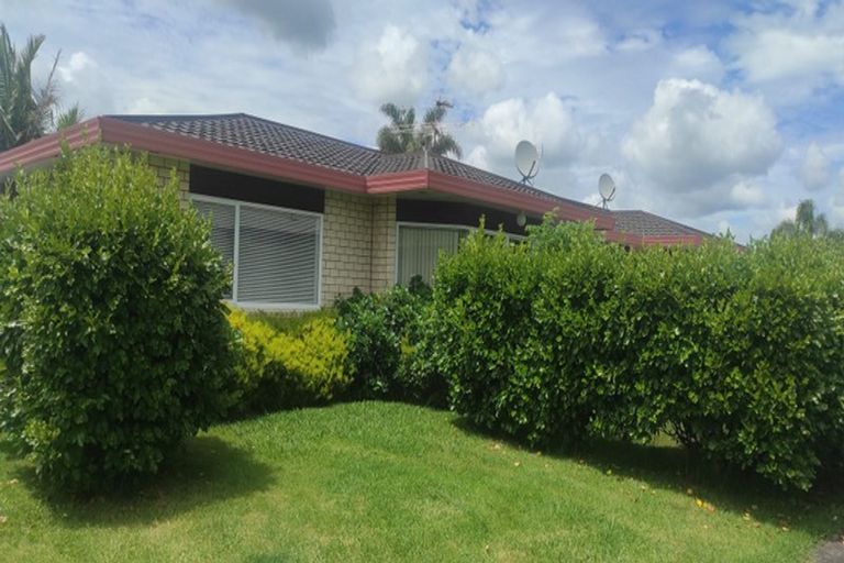 Photo of property in 96d Lakeside Drive, Orewa, 0931