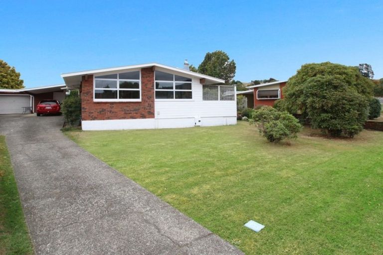 Photo of property in 9 Rameses Place, Pomare, Rotorua, 3015
