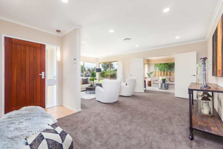 Photo of property in 3 Serrita Avenue, Sunnyhills, Auckland, 2010