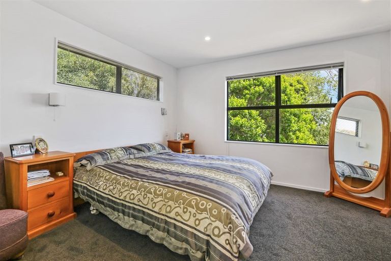 Photo of property in 31 Cannon Hill Crescent, Mount Pleasant, Christchurch, 8081