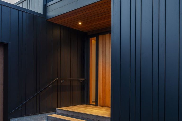 Photo of property in 35 Poynder Avenue, Merivale, Christchurch, 8014