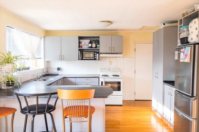 Photo of property in 306 Pakuranga Road, Pakuranga Heights, Auckland, 2010