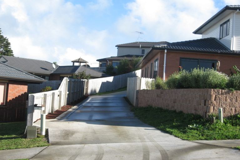 Photo of property in 8 Cairnsvale Rise, Manurewa, Auckland, 2105