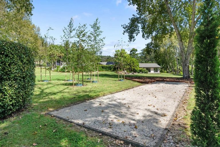 Photo of property in 44 Hardens Lane, Paremoremo, Auckland, 0632