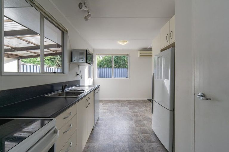 Photo of property in 2/21 Dinsdale Road, Dinsdale, Hamilton, 3204