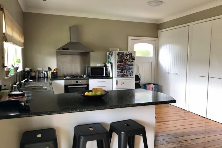 Photo of property in 51a Rex Street, Miramar, Wellington, 6022