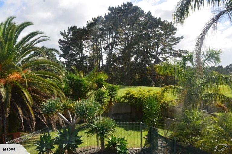 Photo of property in 296 Royal Road, Massey, Auckland, 0614