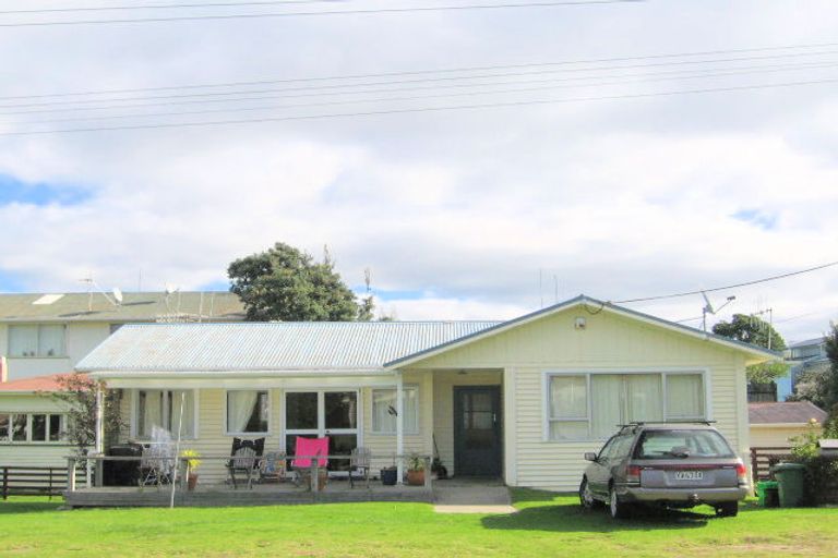 Photo of property in 52 Te Ngaio Road, Mount Maunganui, 3116