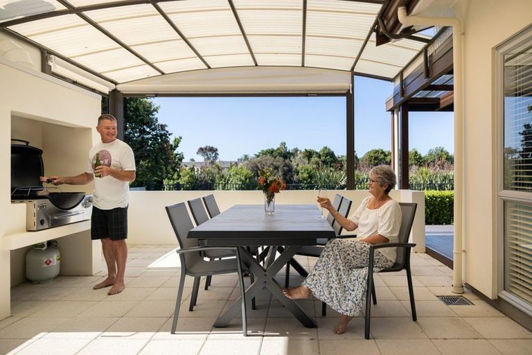 Photo of property in 81 Oriental Parade, Papamoa Beach, Papamoa, 3118