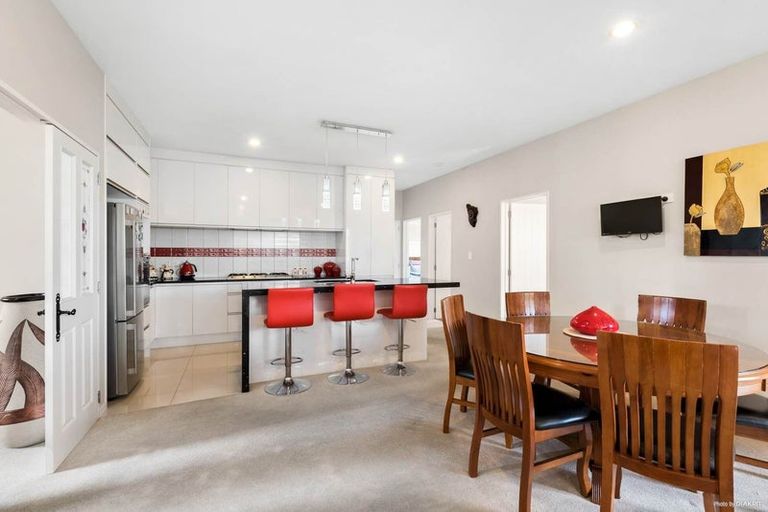 Photo of property in 43 Castlederg Drive, Flat Bush, Auckland, 2019