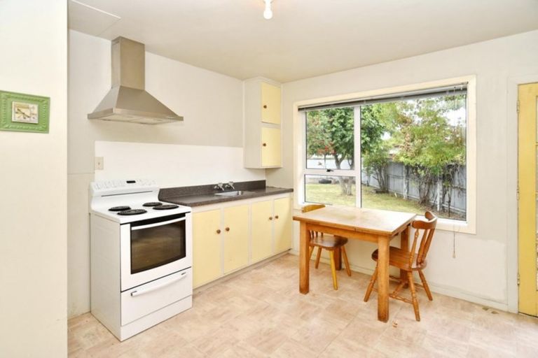 Photo of property in 3 Odie Place, Wainoni, Christchurch, 8061