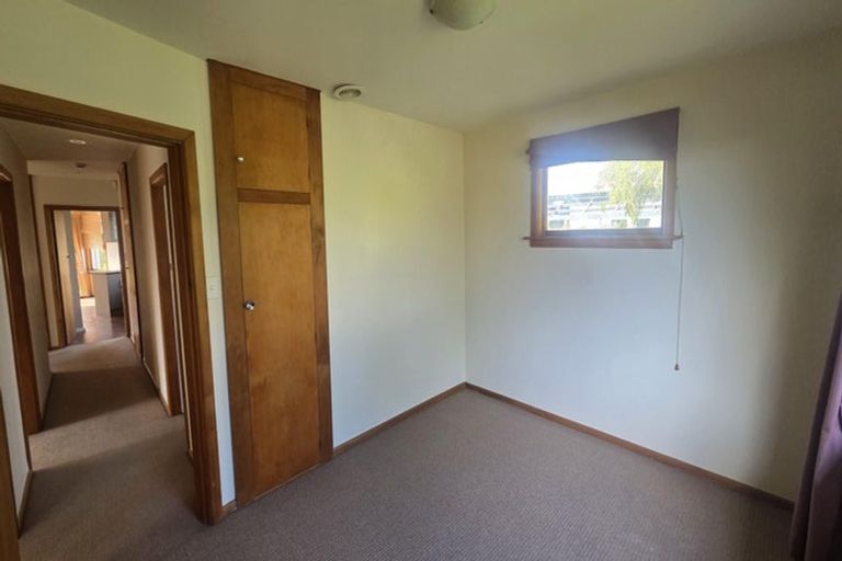 Photo of property in 35 Silvester Street, Woolston, Christchurch, 8023