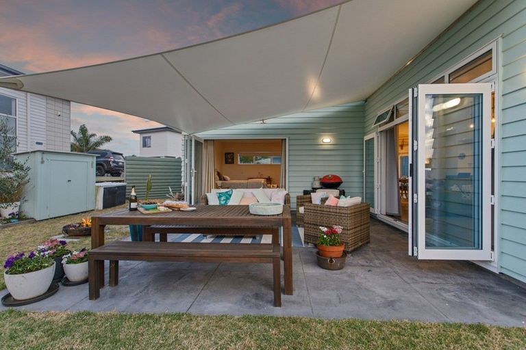 Photo of property in 32a Ohuirehe Road, Coastlands, Whakatane, 3120