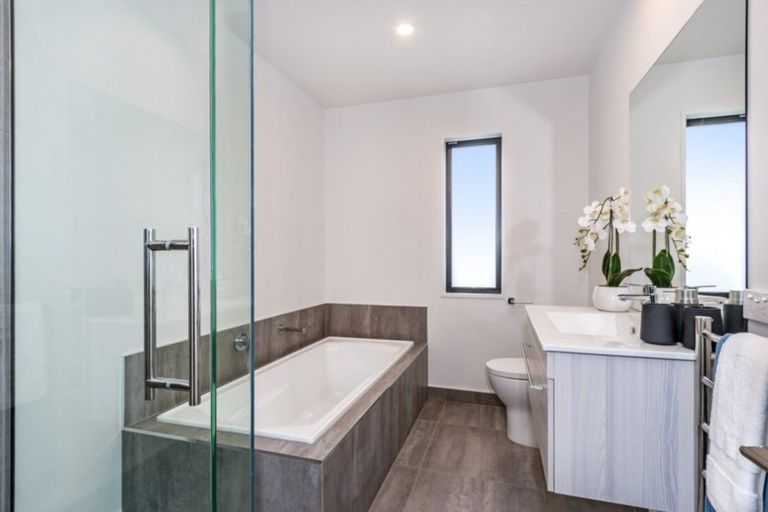 Photo of property in 1/3 Provincial Road, Halswell, Christchurch, 8025