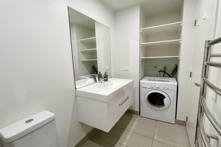 Photo of property in 102/18 Saint Martins Lane, Grafton, Auckland, 1010