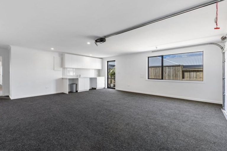 Photo of property in 105 The Boulevard, Papamoa Beach, Papamoa, 3118