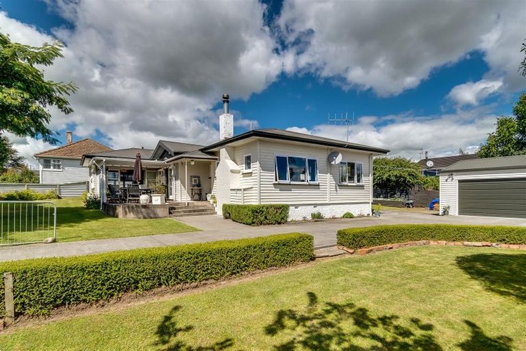 Photo of property in 15 Hill Street, Waipukurau, 4200