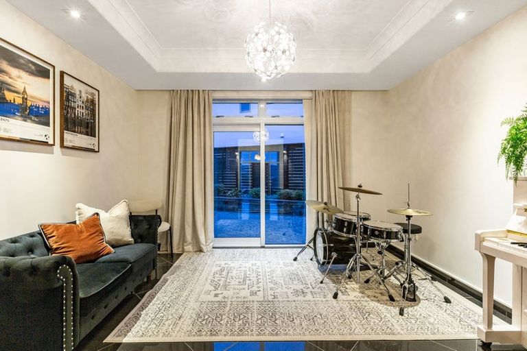 Photo of property in 22 Kahurangi Heights, Aotea, Porirua, 5024