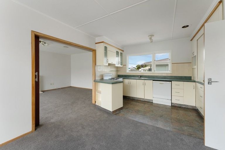 Photo of property in 251 High Street, Eltham, 4322