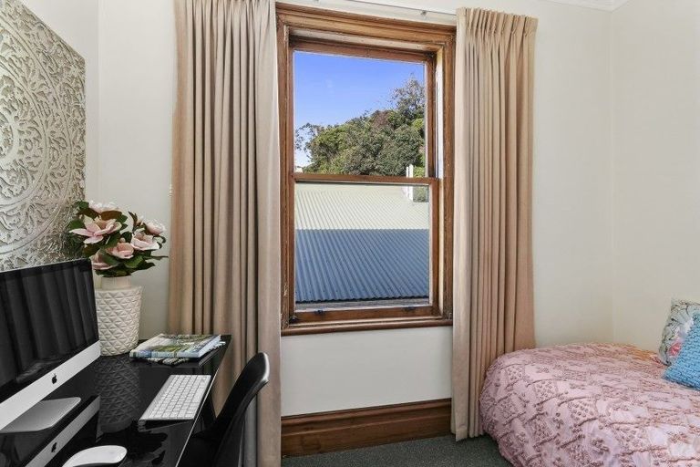 Photo of property in 80 Rolleston Street, Mount Cook, Wellington, 6021