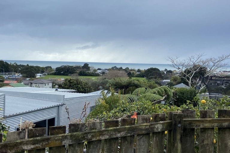 Photo of property in 2a Turehu Street, Merrilands, New Plymouth, 4312