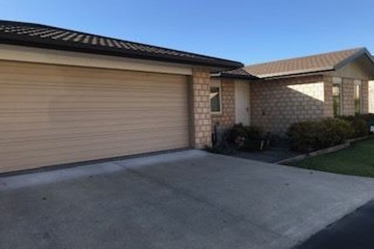Photo of property in 16/19 Glencarron Place, Bethlehem, Tauranga, 3110