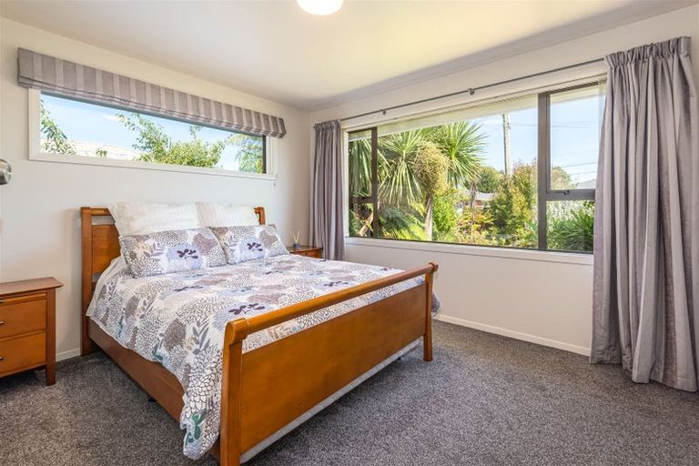 Photo of property in 61 Frensham Crescent, Woolston, Christchurch, 8062