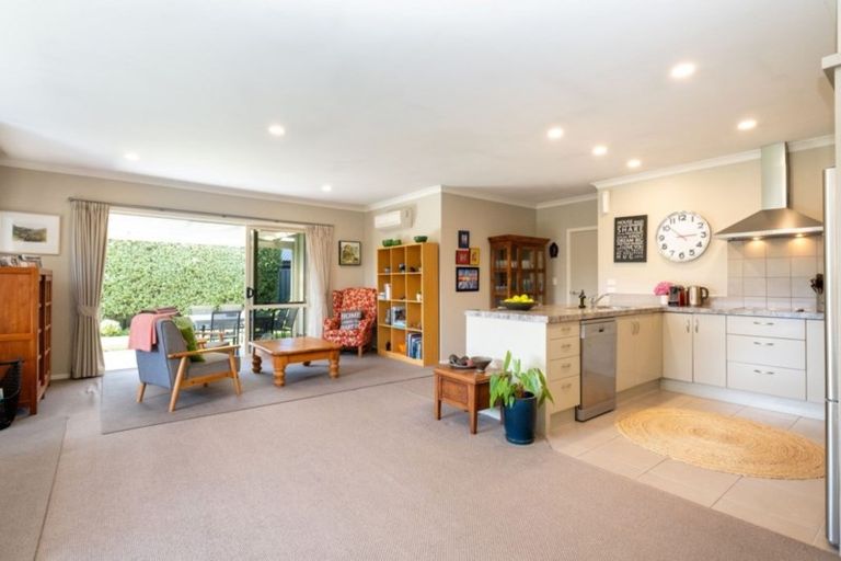 Photo of property in 71 Russell Robertson Drive, Havelock North, 4130