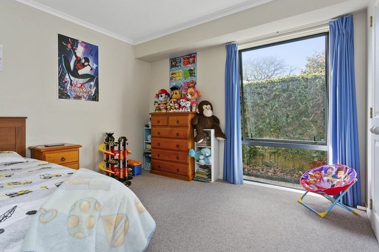 Photo of property in 14 Frame Street, Leamington, Cambridge, 3432