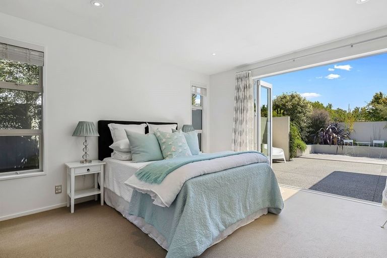 Photo of property in 2 John Campbell Crescent, Hillmorton, Christchurch, 8024