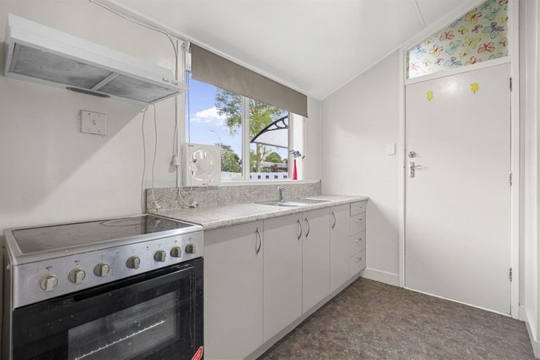 Photo of property in 1 Elm Street, Waiuku, 2123