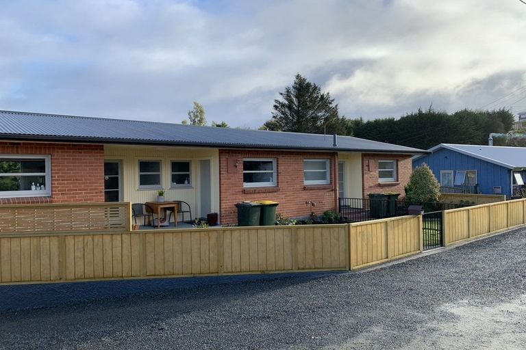 Photo of property in 17-19 Stevenson Street, Balclutha, 9230