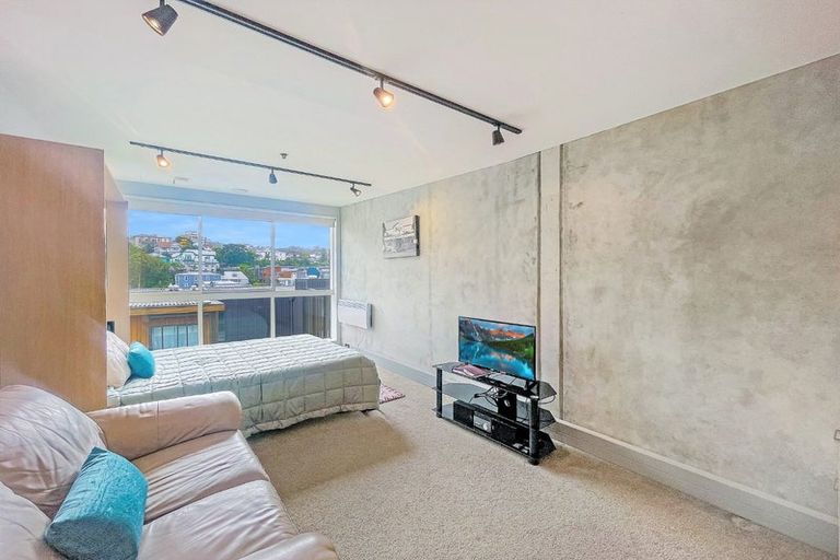 Photo of property in Vedado Apartments, 208/41 Hopper Street, Mount Cook, Wellington, 6011