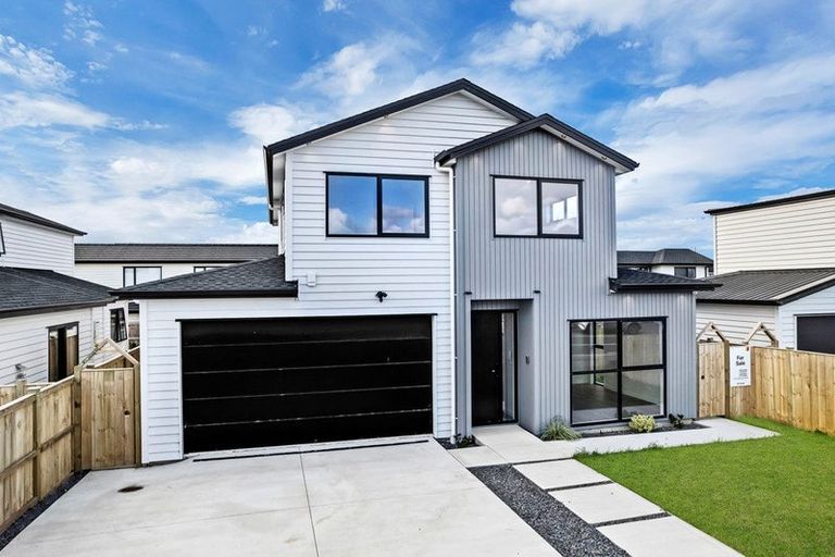 Photo of property in 16 Gertrude Cole Road, Clarks Beach, 2122