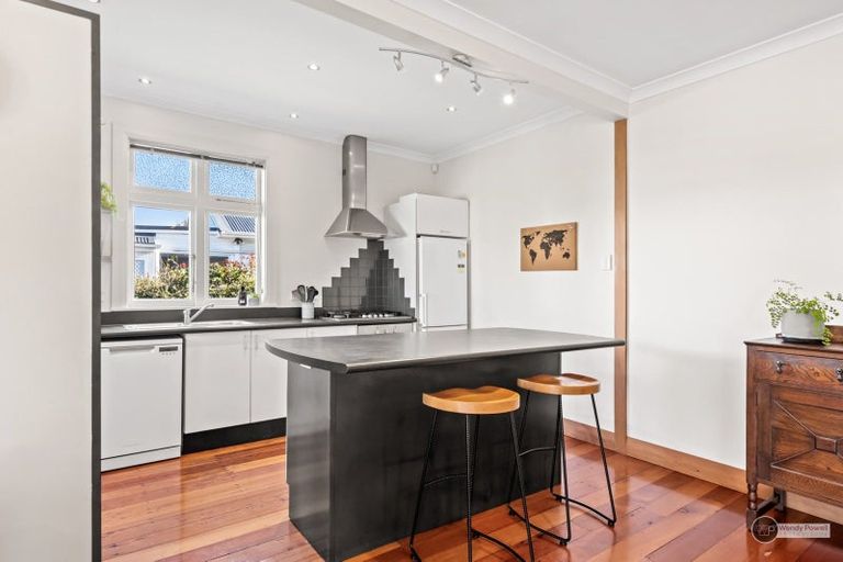 Photo of property in 16 Montague Street, Alicetown, Lower Hutt, 5010