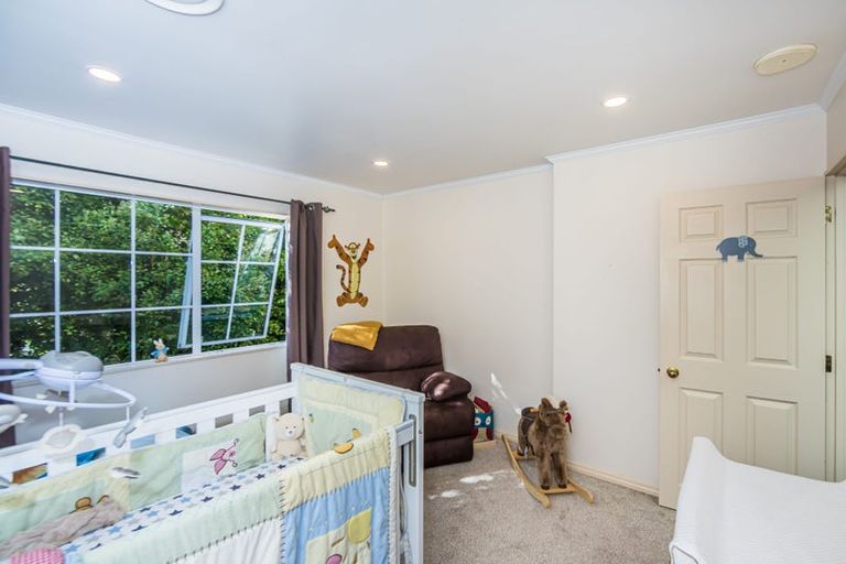 Photo of property in 34 Hythe Terrace, Mairangi Bay, Auckland, 0630