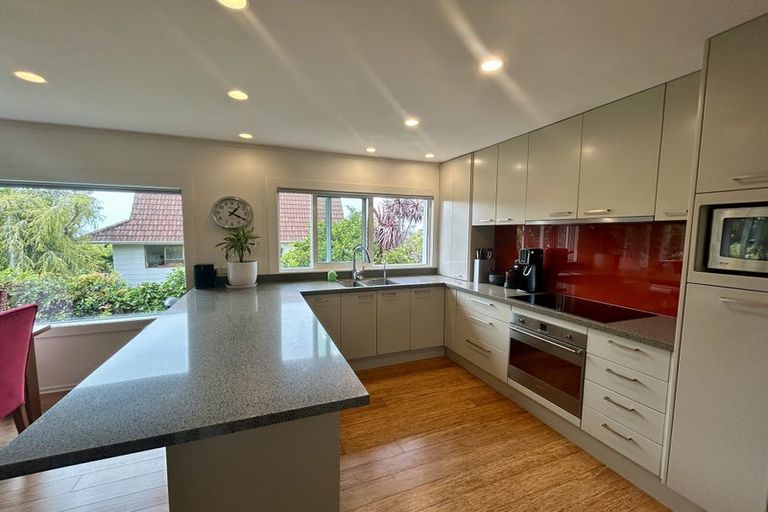 Photo of property in 10 Asbury Crescent, Campbells Bay, Auckland, 0630
