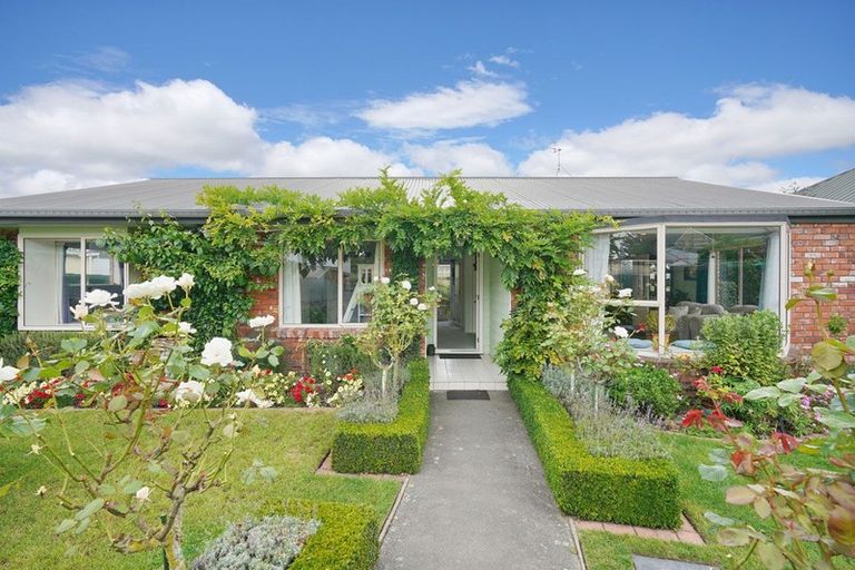 Photo of property in 25b Main South Road, Sockburn, Christchurch, 8042