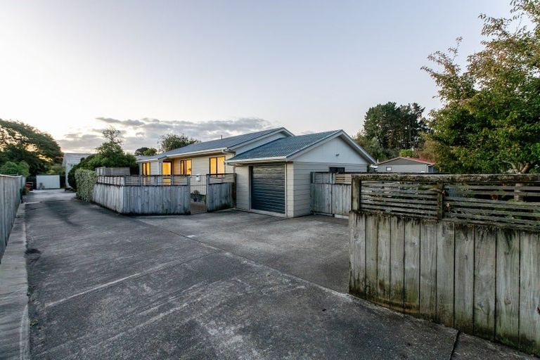 Photo of property in 49a Leinster Avenue, Raumati South, Paraparaumu, 5032