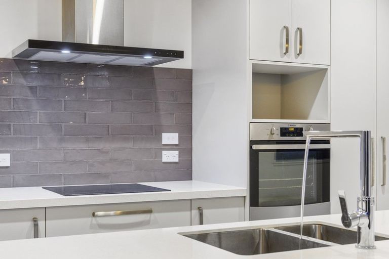 Photo of property in 12 Te Kio Crescent, Papamoa Beach, Papamoa, 3118