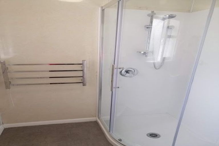 Photo of property in 44 Barnes Road, Redwood, Christchurch, 8051