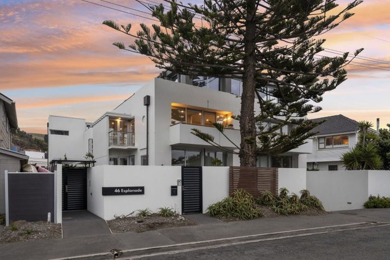 Photo of property in 3/46 Esplanade, Sumner, Christchurch, 8081