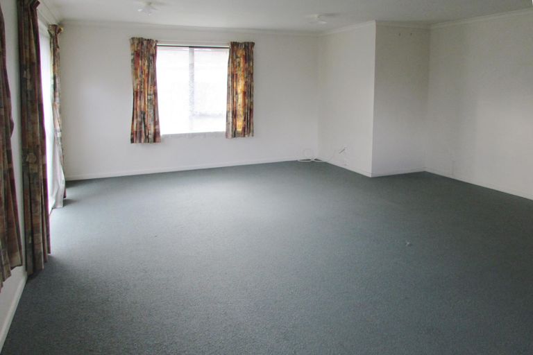 Photo of property in 60 Dominion Road, Papakura, 2110