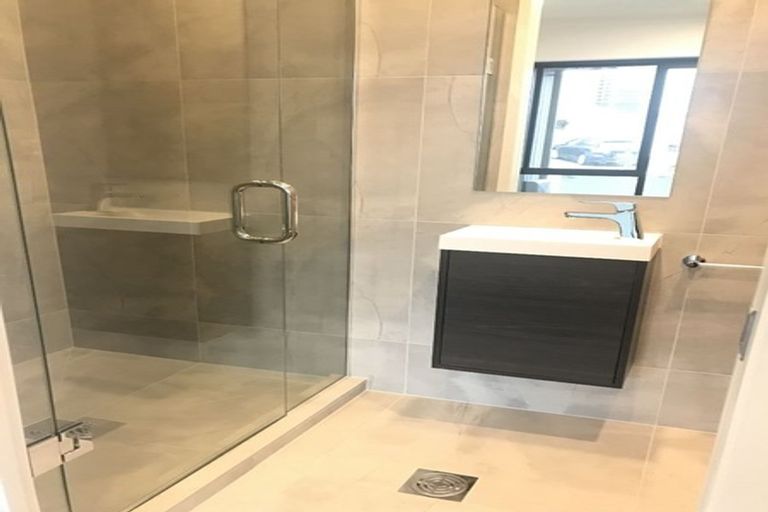 Photo of property in 93 Bomb Point Drive, Hobsonville, Auckland, 0616